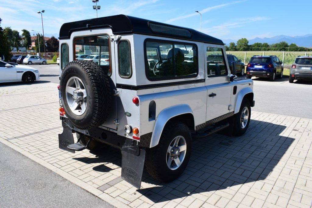 LAND ROVER Defender 90 2.2 TD4 Station Wagon N1 AUTOCARRO NETTO EXPORT - 8