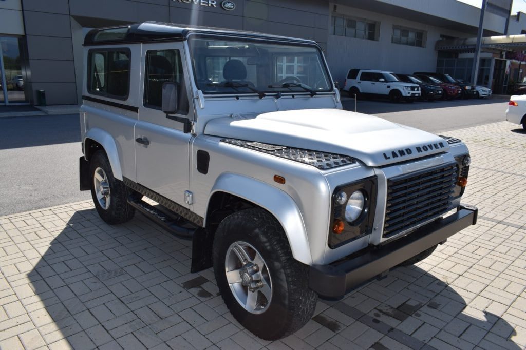LAND ROVER Defender 90 2.2 TD4 Station Wagon N1 AUTOCARRO NETTO EXPORT - 3
