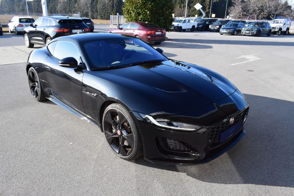 JAGUAR F-Type 2.0 aut. Coupé R-Dynamic BLACK - 3