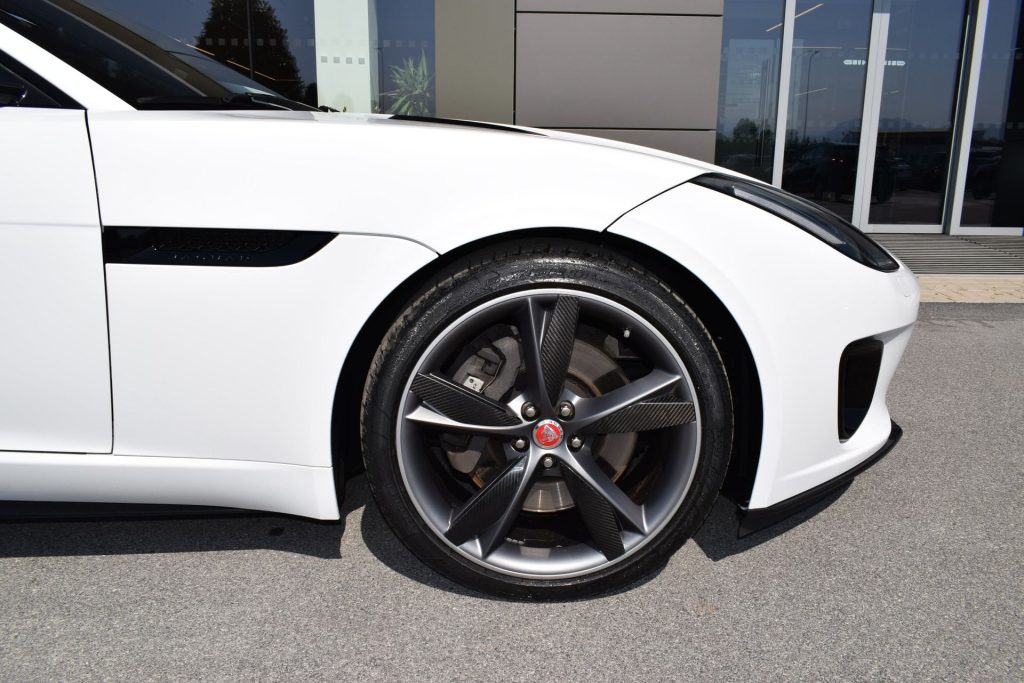 JAGUAR F-Type 2.0 aut. Coupé R-Dynamic - 29