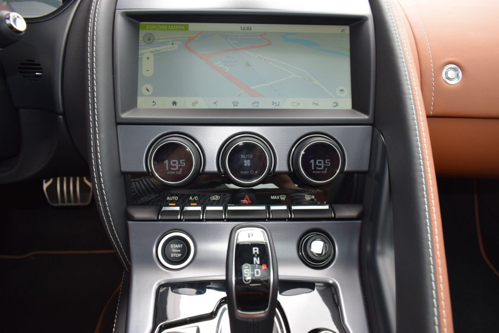 JAGUAR F-Type 5.0 V8 aut. AWD Coupé R IVA ESPOSTA - 12