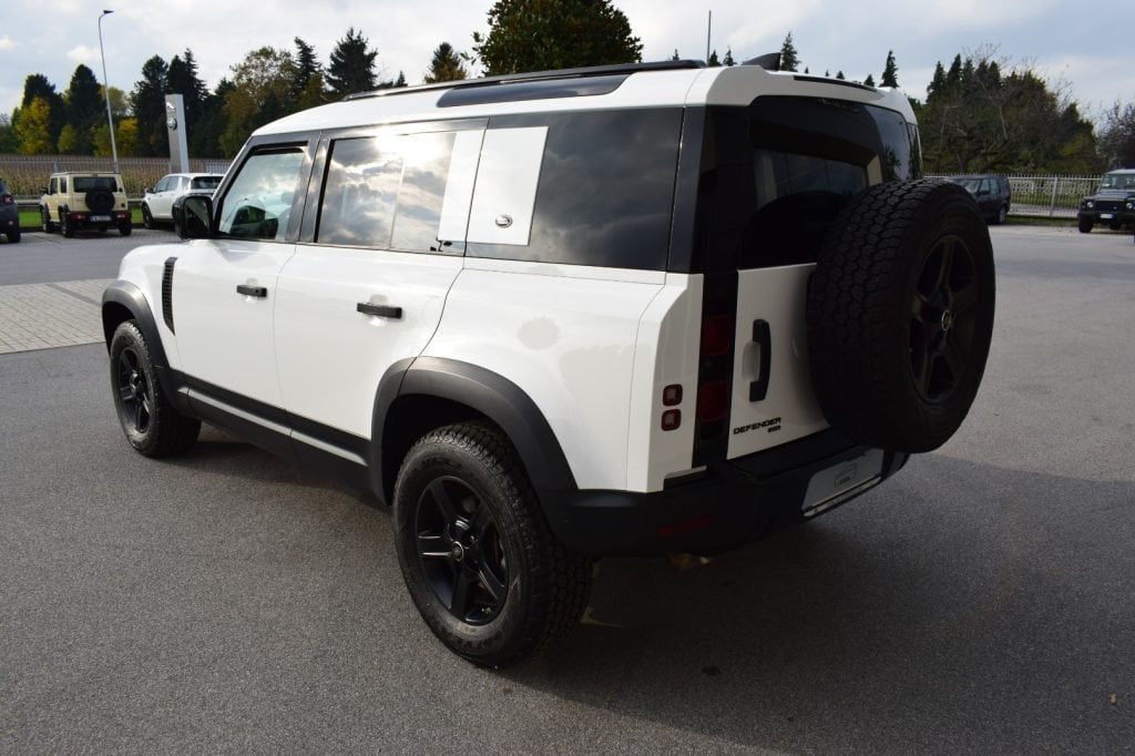 LAND ROVER Defender 110 2.0 SD4 240CV AWD Auto S - 6
