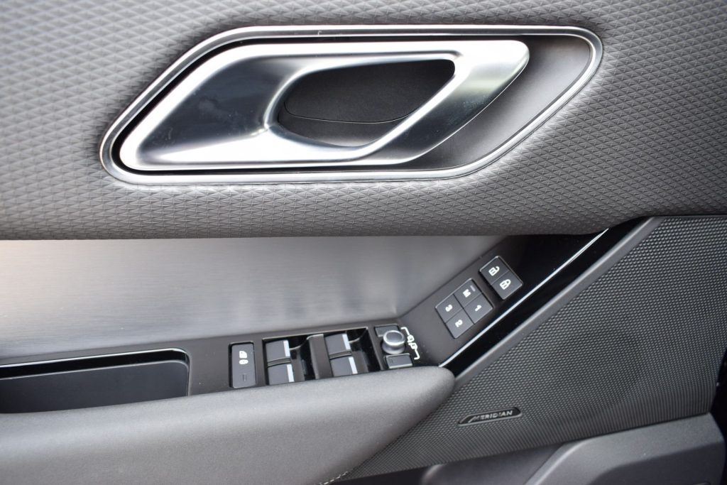 LAND ROVER Range Rover Velar 2.0D I4 204 CV R-Dynamic S - 19