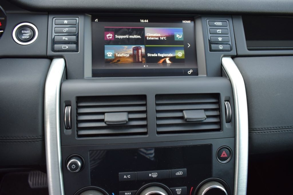 LAND ROVER Discovery Sport 2.0 TD4 150 CV AWD AUTO SE vettura 7 POSTI - 18