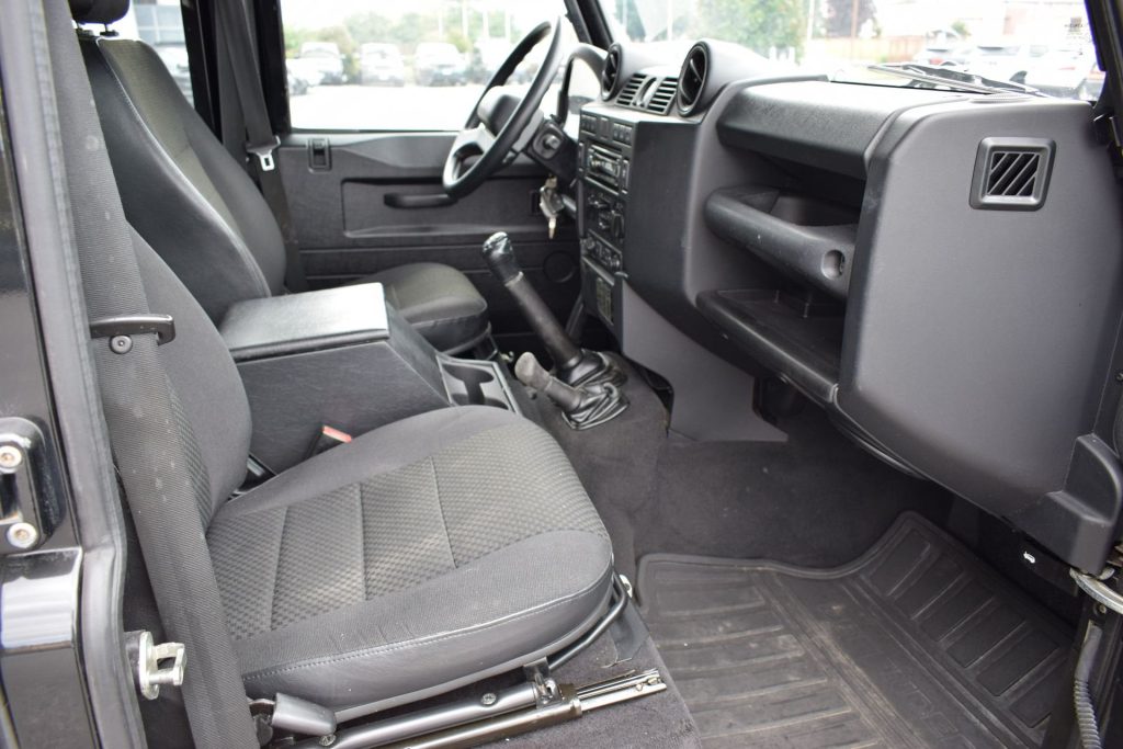 LAND ROVER Defender Defender 110 2.2 TD4 Station Wagon E N1 - 15