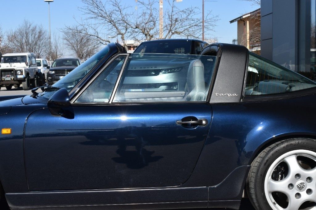 PORSCHE 911 CARRERA 4 TARGA - 3