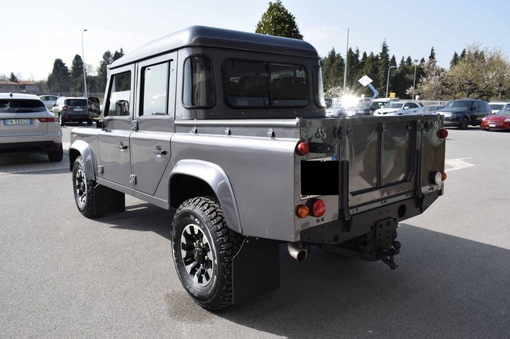 LAND ROVER Defender 110 2.4 TD4 CREW CAB - 6