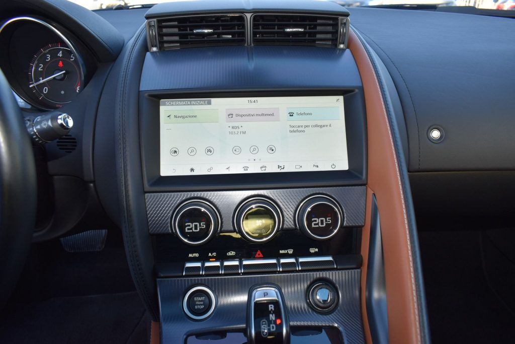 JAGUAR F-Type F-Type 2.0 aut. Coupé R-Dynamic - 11