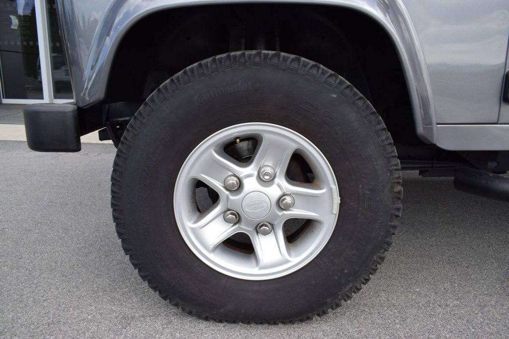 LAND ROVER Defender Defender 110 2.2 TD4 Station Wagon E N1 - 35