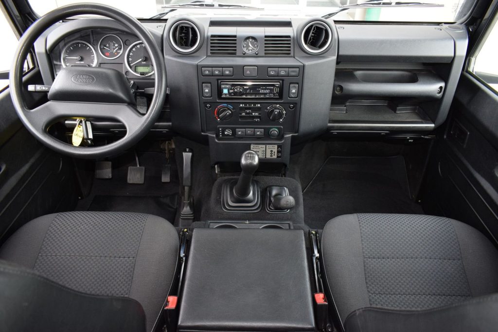 LAND ROVER Defender Defender 110 2.2 TD4 Station Wagon E N1 - 9