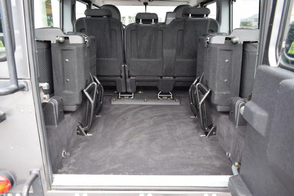 LAND ROVER Defender Defender 110 2.2 TD4 Station Wagon E N1 - 25