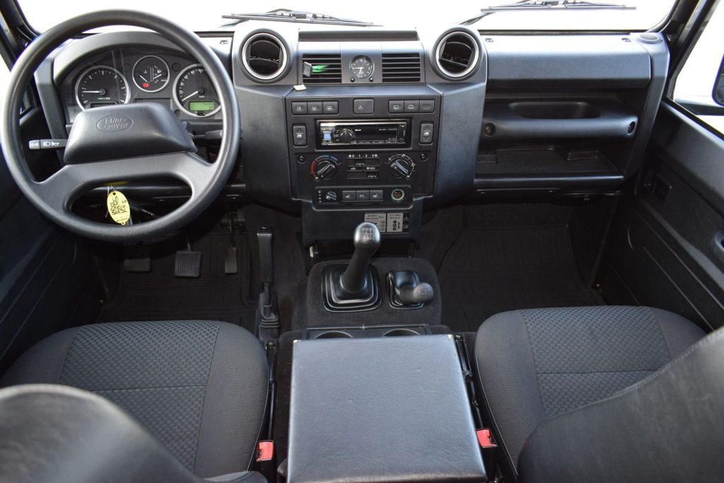 LAND ROVER Defender Defender 110 2.2 TD4 Station Wagon SE N1 AUTOCARRO - 9