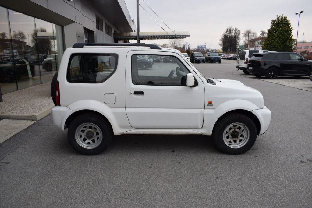 SUZUKI Jimny Jimny 1.5 DDiS cat 4WD  NEOPATENTATI - 4