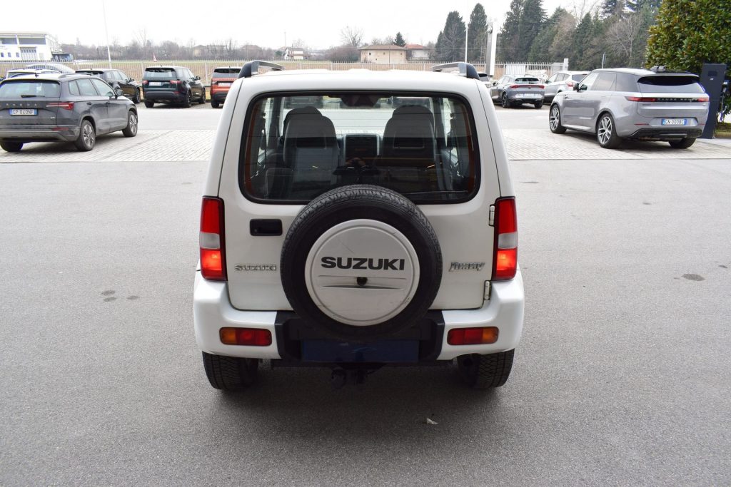 SUZUKI Jimny Jimny 1.5 DDiS cat 4WD  NEOPATENTATI - 6