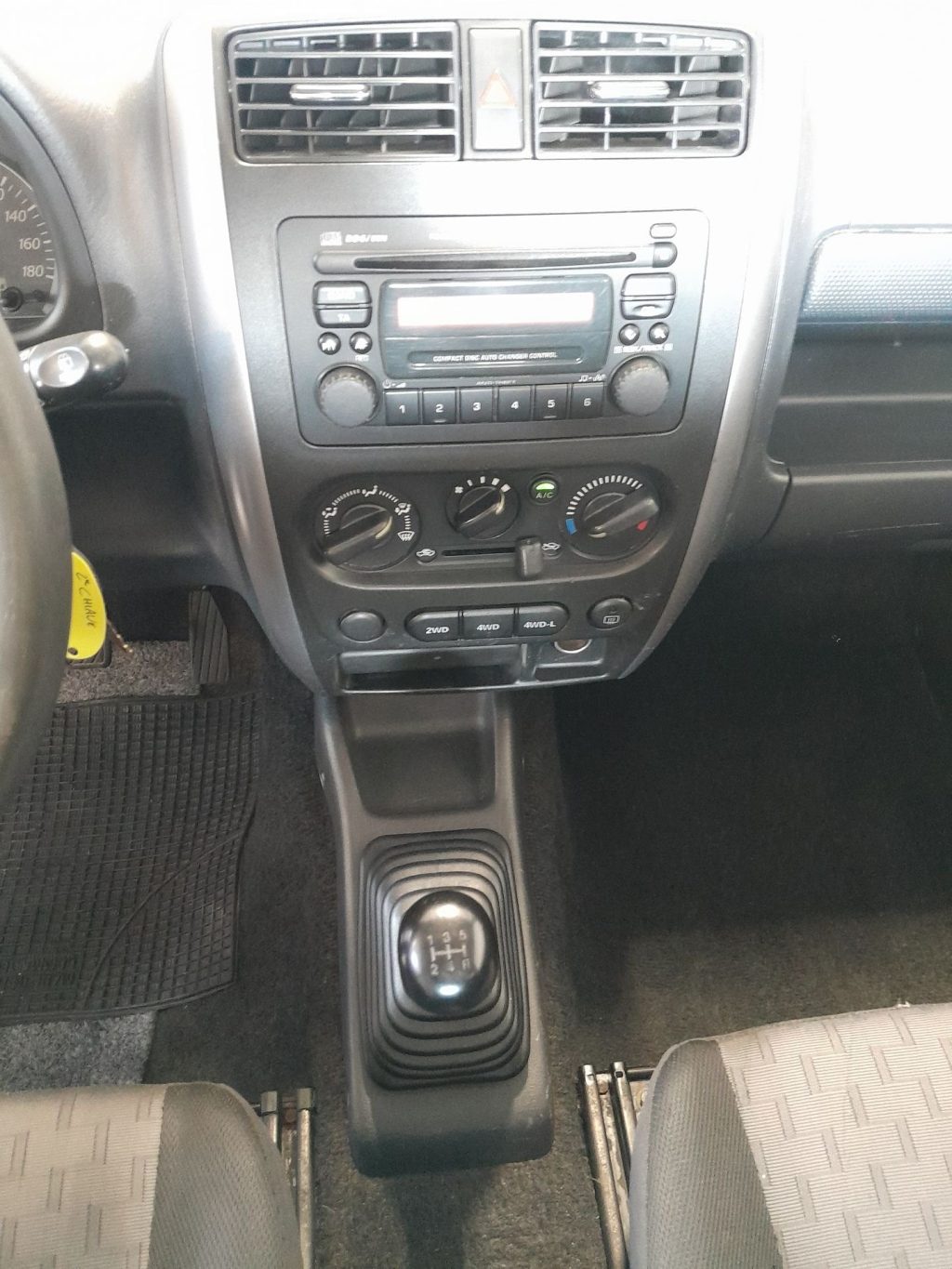 SUZUKI Jimny Jimny 1.5 DDiS cat 4WD  NEOPATENTATI - 11