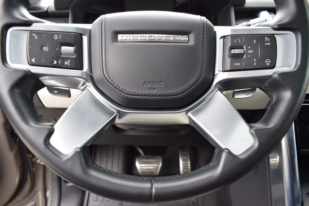 LAND ROVER Discovery 3.0 D I6 249PS R-Dynamic SE AWD auto. solo 14000 k - 11