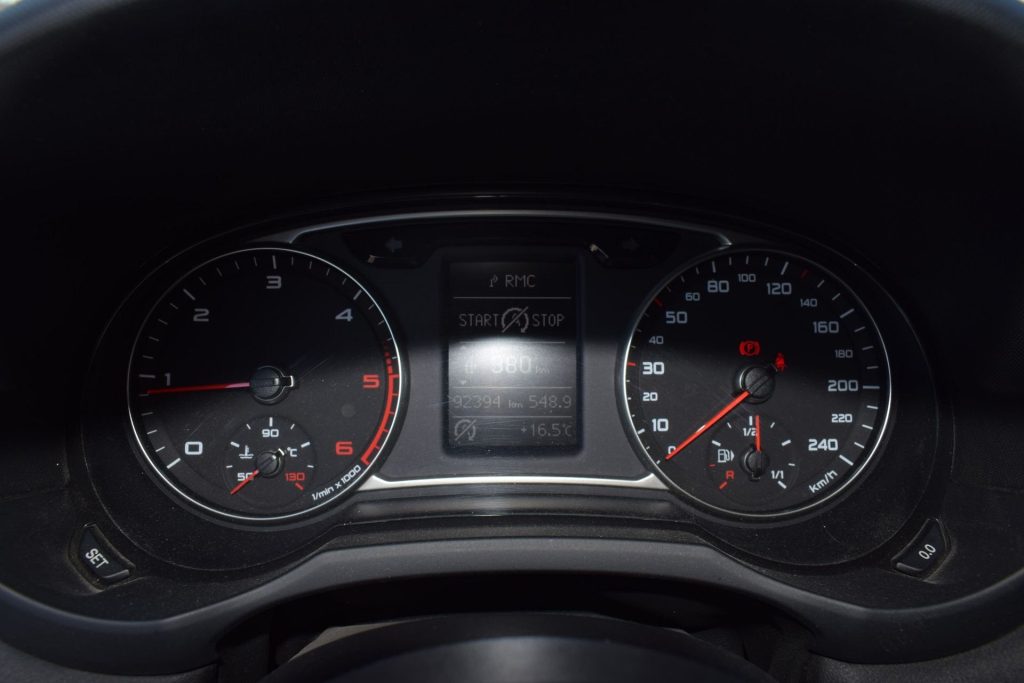 AUDI A1 1.4 TDI 66kW ultra Design Sportback NEOPATENTATI - 10