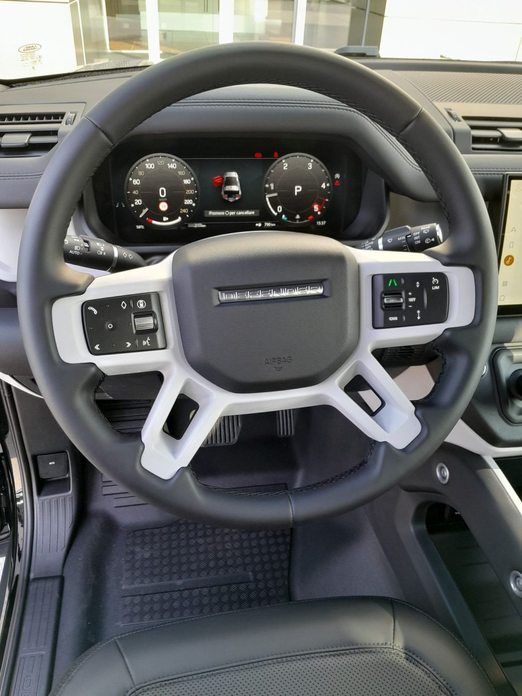 LAND ROVER Defender 3.0 D6 200 90 S AWD IVA ESPOSTA - 10