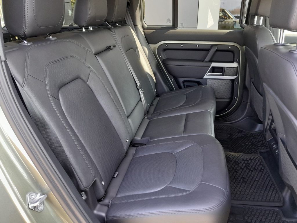 LAND ROVER Defender 3.0D I6 200 110 SE AWD AUTOCARRO N1 NETTO IVA - 23