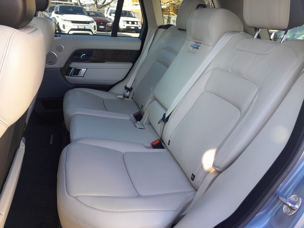 LAND ROVER Range Rover 3.0 SDV6 Vogue SWB aut. - 22