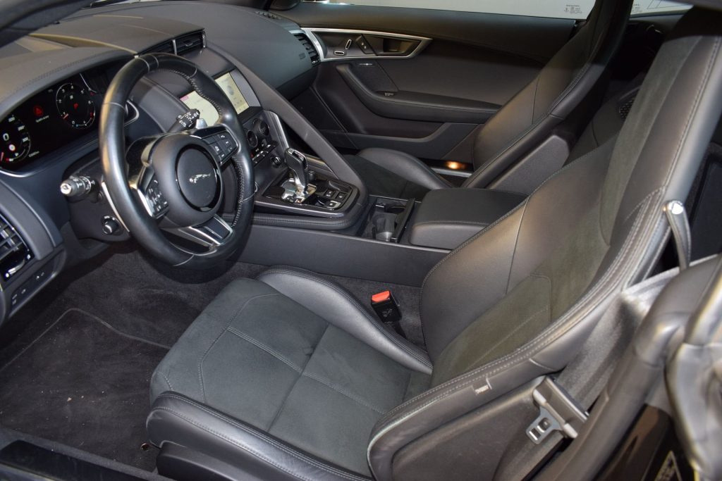 JAGUAR F-Type 2.0 P300CV RWD AUTO R-Dynamic IVA ESPOSTA - 9