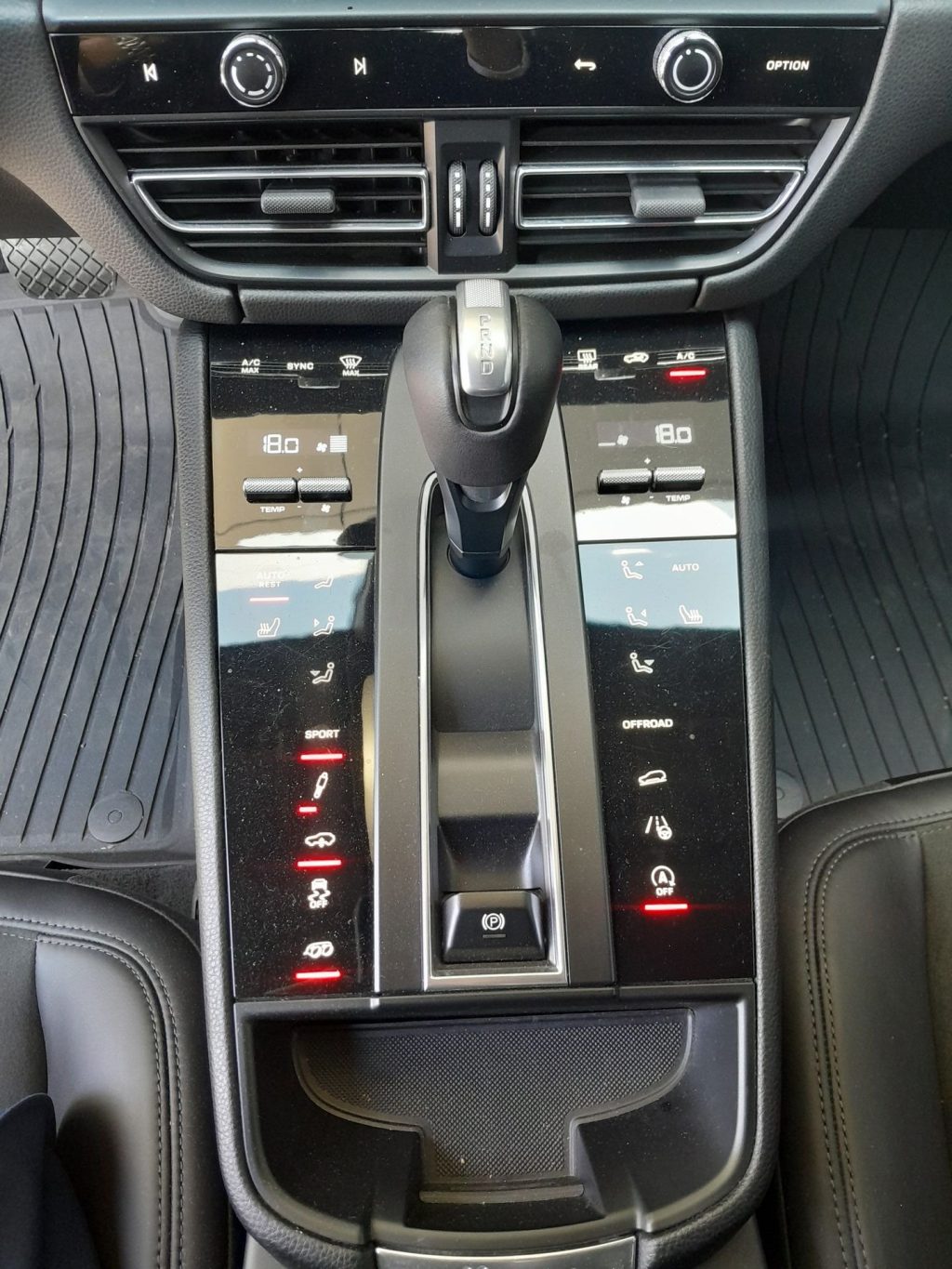 PORSCHE Macan 2.9 V6 GTS SOLO 20.000KM - 12