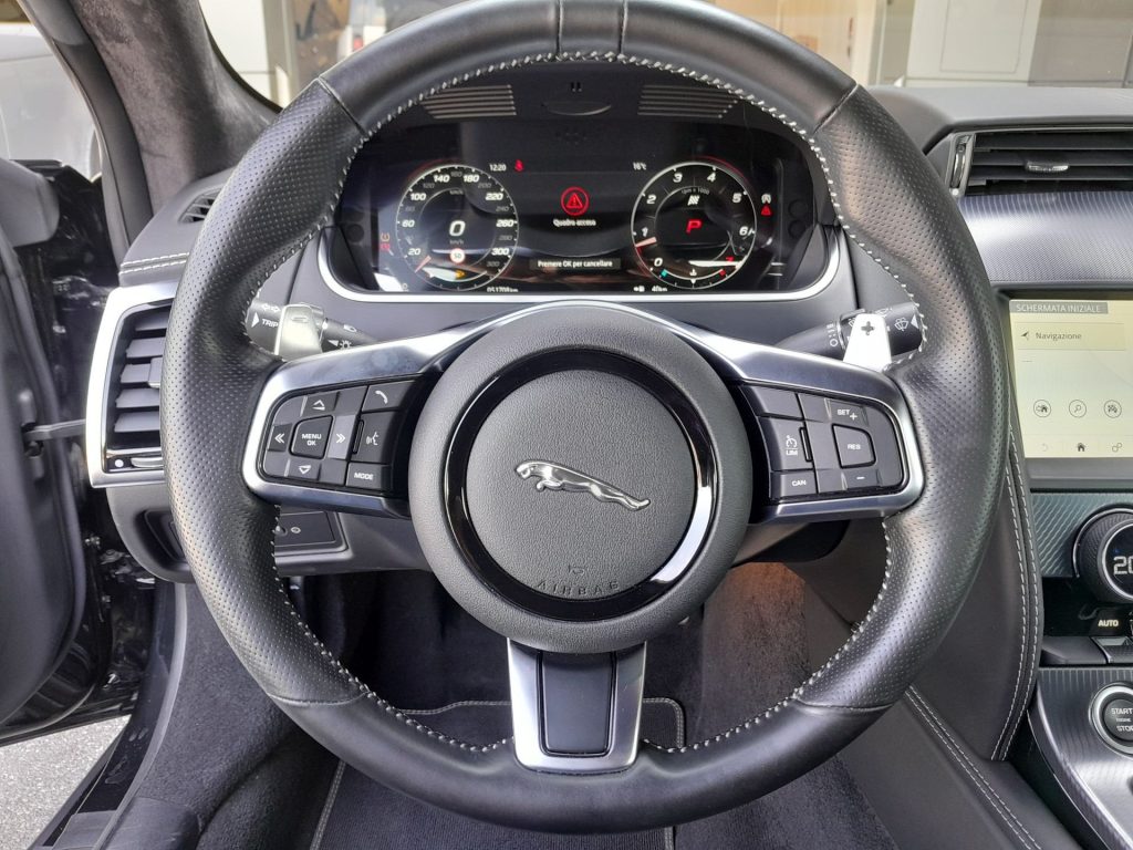 JAGUAR F-Type 2.0 P300CV RWD AUTO R-Dynamic - 12