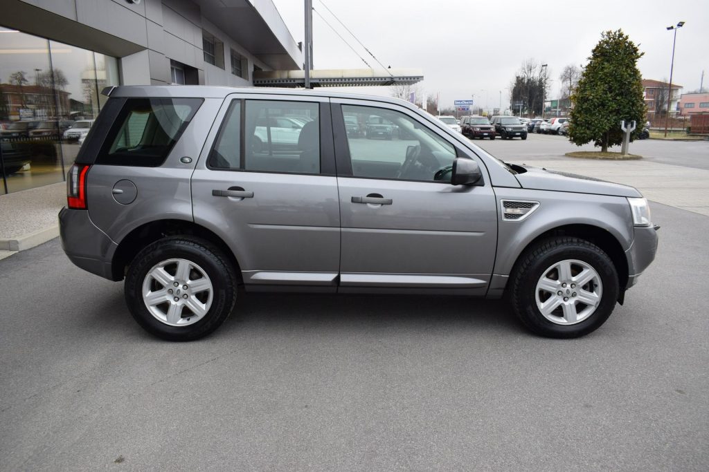 LAND ROVER Freelander Freelander 2.2 td4 E 150cv - 5