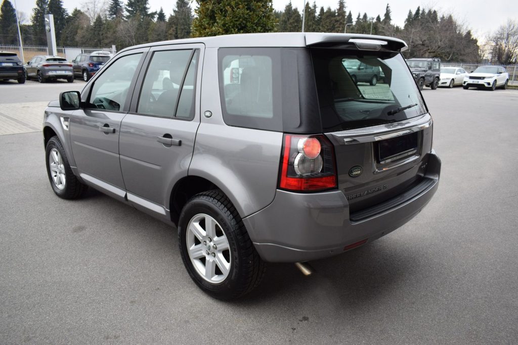 LAND ROVER Freelander Freelander 2.2 td4 E 150cv - 6