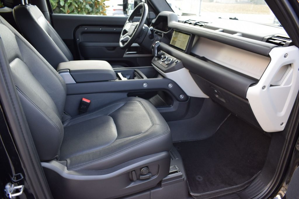 LAND ROVER Defender Defender 90 3.0D I6 200 CV AWD Auto X-Dynamic SE I - 20