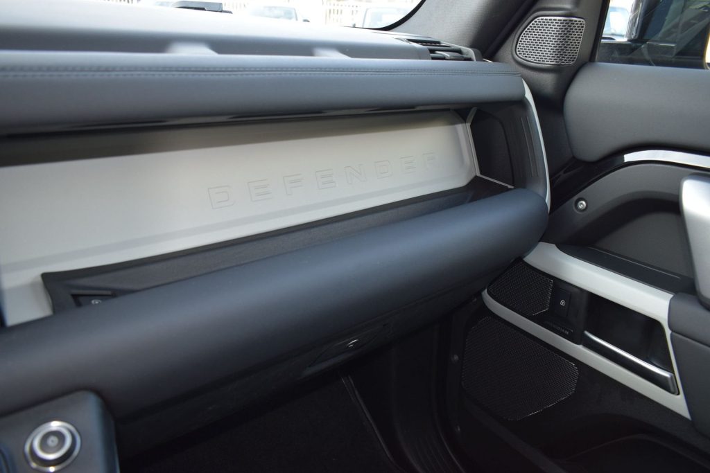 LAND ROVER Defender Defender 90 3.0D I6 200 CV AWD Auto X-Dynamic SE I - 13