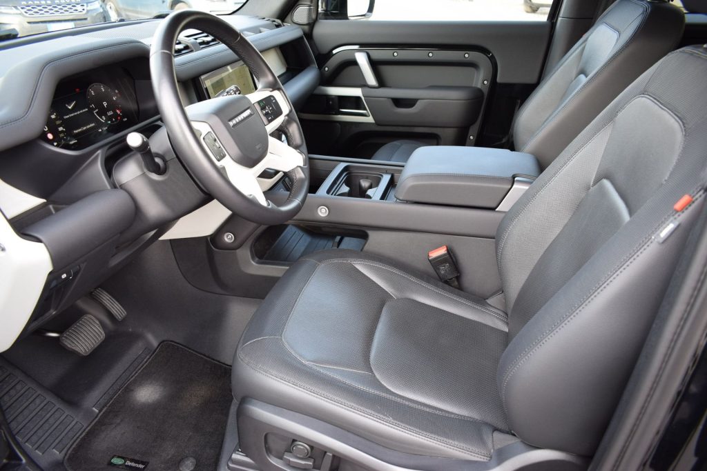 LAND ROVER Defender Defender 90 3.0D I6 200 CV AWD Auto X-Dynamic SE I - 19