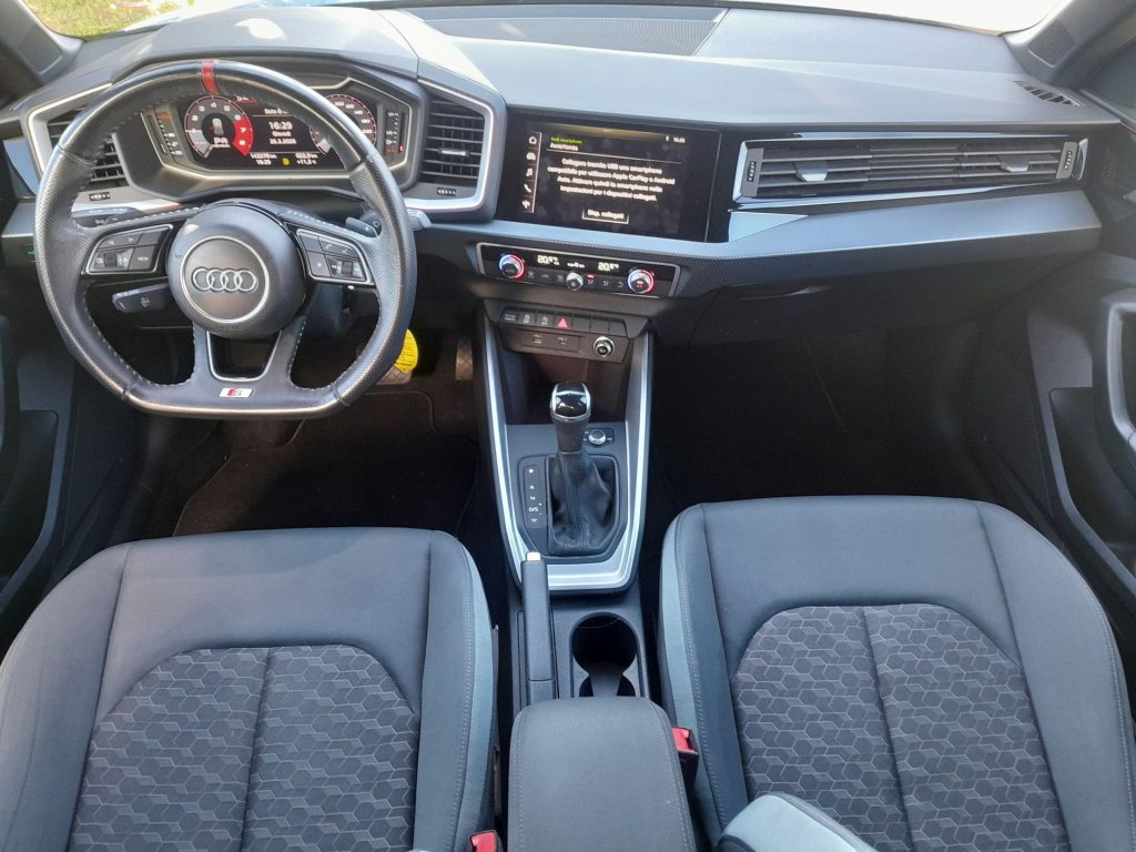 AUDI A1 Sportback 30 TFSI S tronic S line edition - 10