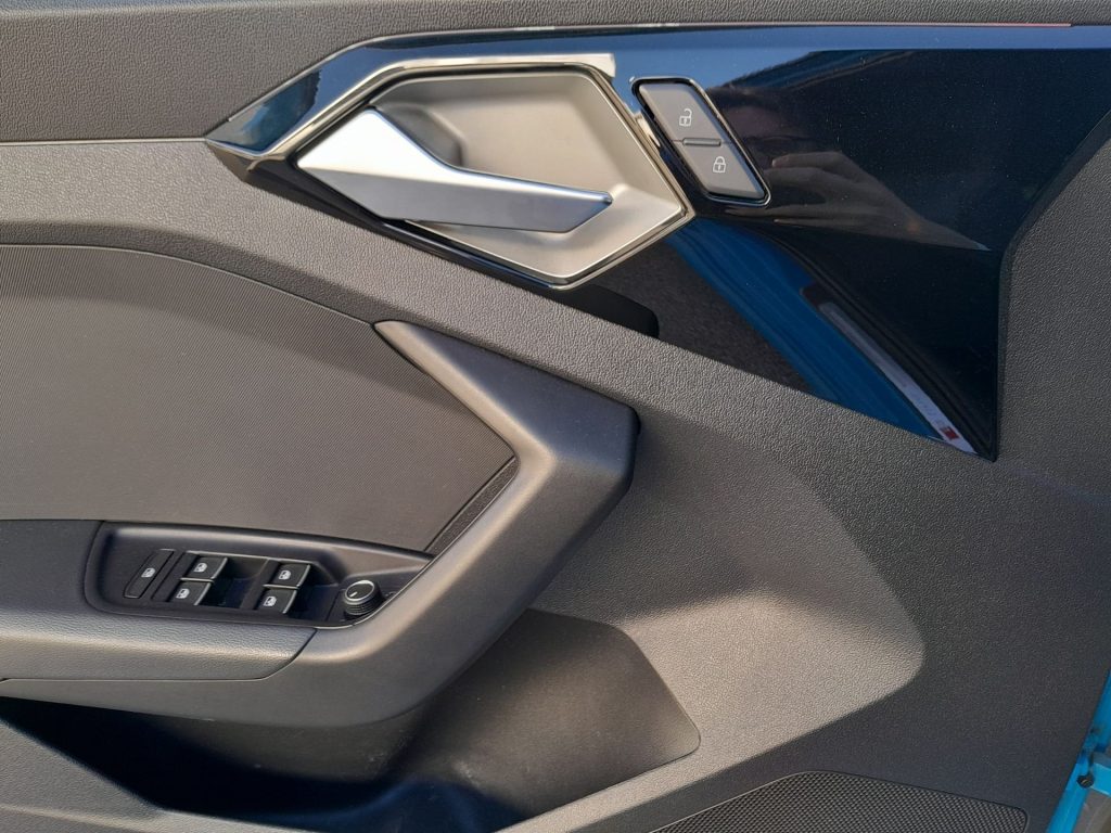 AUDI A1 Sportback 30 TFSI S tronic S line edition - 19