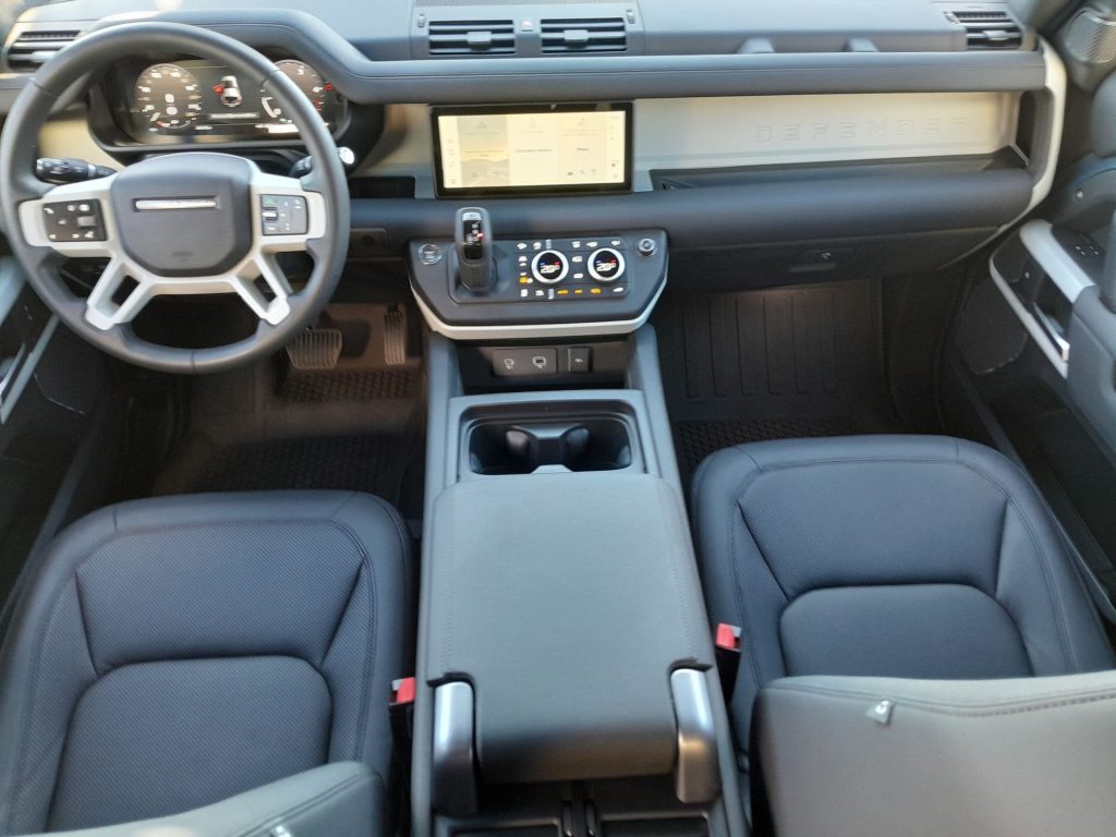 LAND ROVER Defender 3.0D I6 200 110 X-DYNAMIC SE AWD 7POSTI - 9