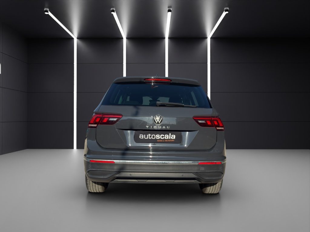 VOLKSWAGEN Tiguan 2.0 TDI 150 CV SCR DSG Life - 4