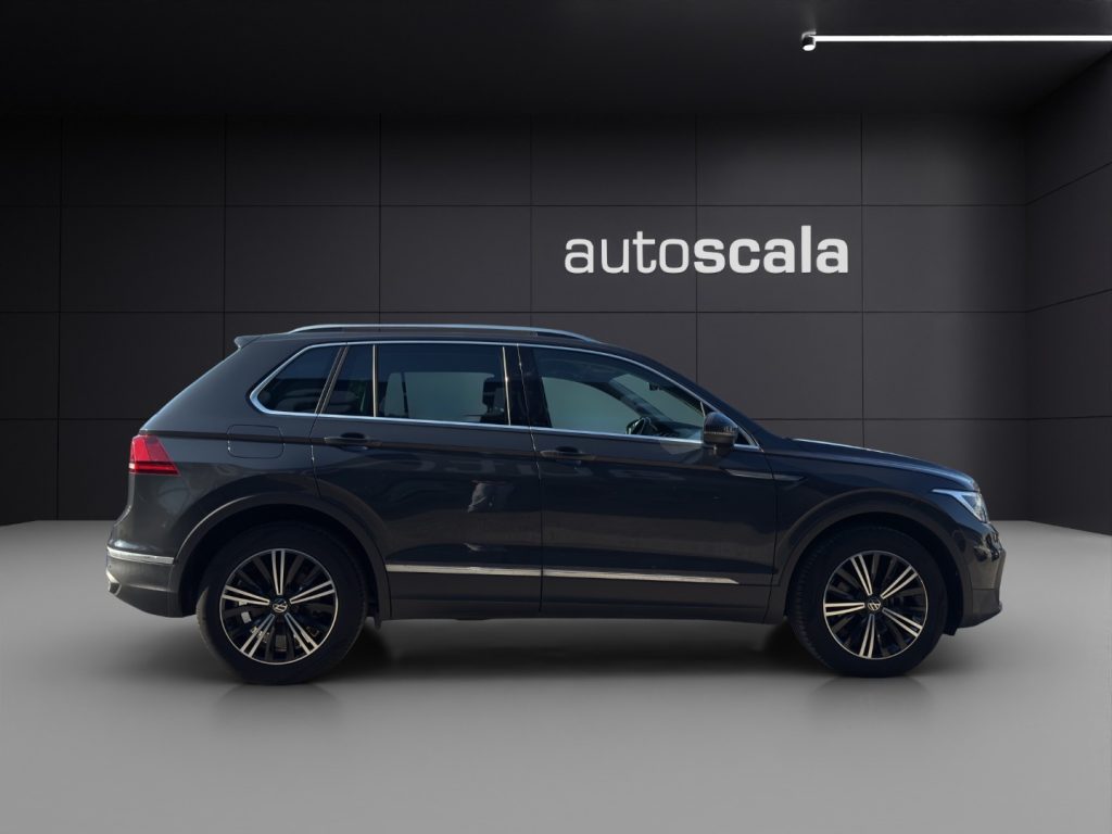VOLKSWAGEN Tiguan 2.0 TDI 150 CV SCR DSG Life - 6