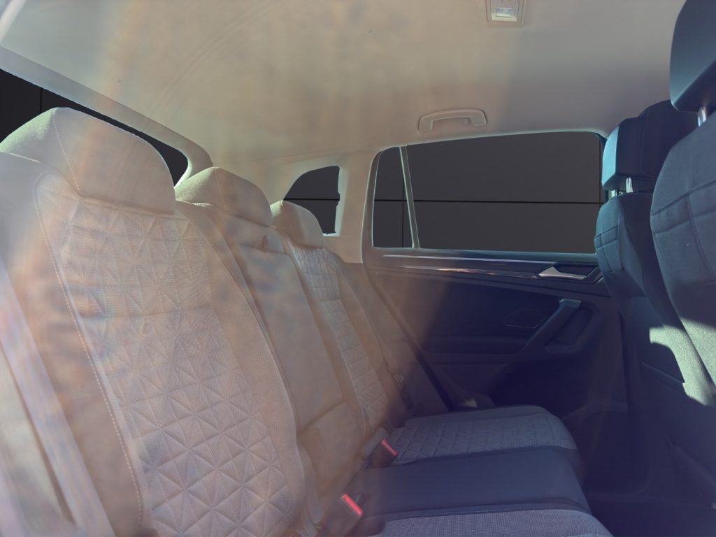 VOLKSWAGEN Tiguan 2.0 TDI 150 CV SCR DSG Life - 18