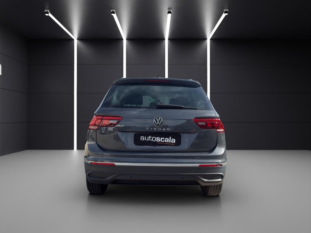 VOLKSWAGEN Tiguan 2.0 TDI 150 CV SCR DSG Life - 4