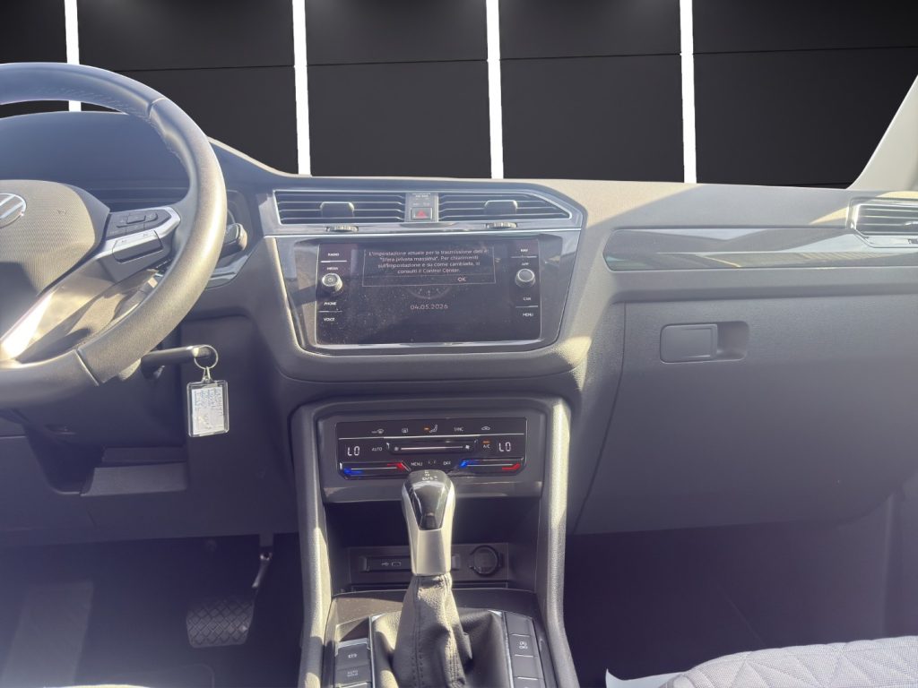 VOLKSWAGEN Tiguan 2.0 TDI 150 CV SCR DSG Life - 15