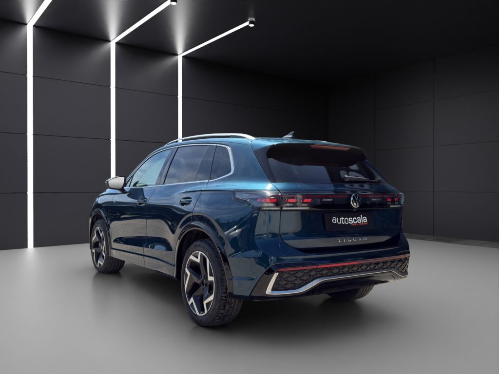 VOLKSWAGEN Tiguan 2.0 TDI 150 CV DSG R-Line - 3