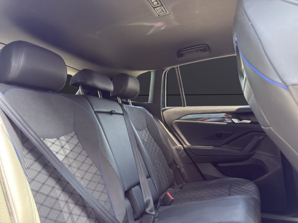 VOLKSWAGEN Tiguan 2.0 TDI 150 CV DSG R-Line - 19