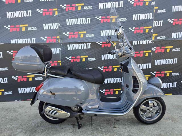 PIAGGIO Vespa GTS 250 Grigio metallizzato
