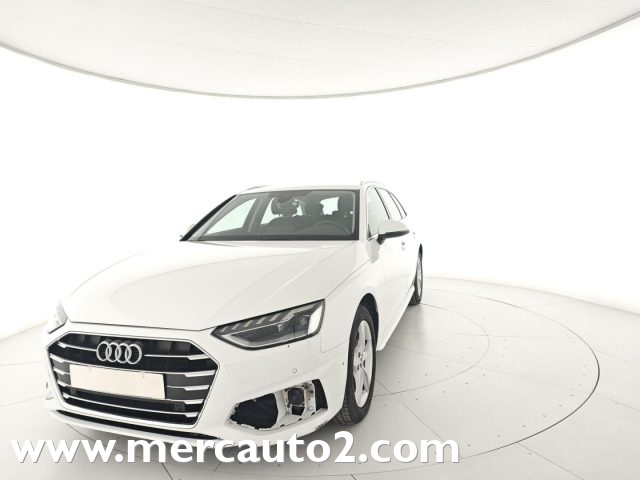 AUDI A4 Bianco pastello