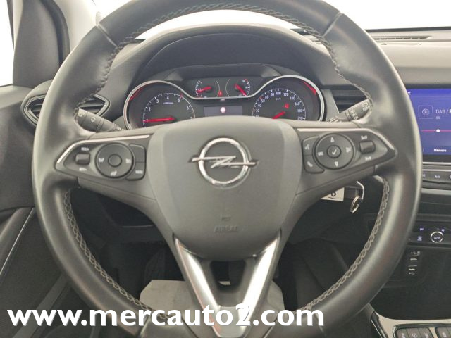 OPEL Crossland Rosso metallizzato