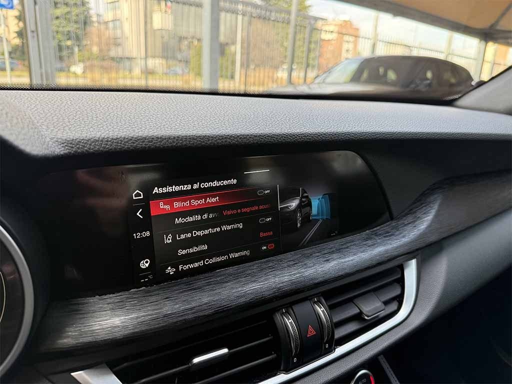 ALFA ROMEO Stelvio Super Business Q4 TELECAMERA POST. IVA ESPOSTA - 22