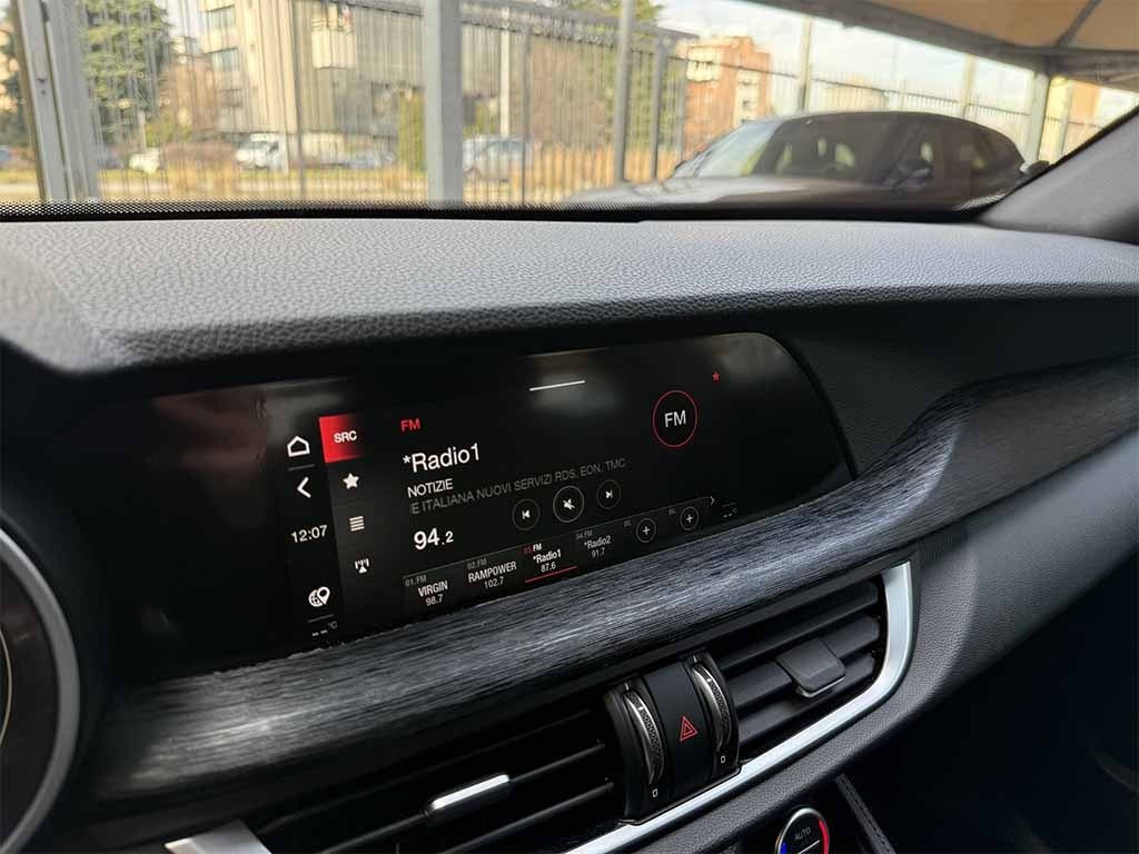 ALFA ROMEO Stelvio Super Business Q4 TELECAMERA POST. IVA ESPOSTA - 16