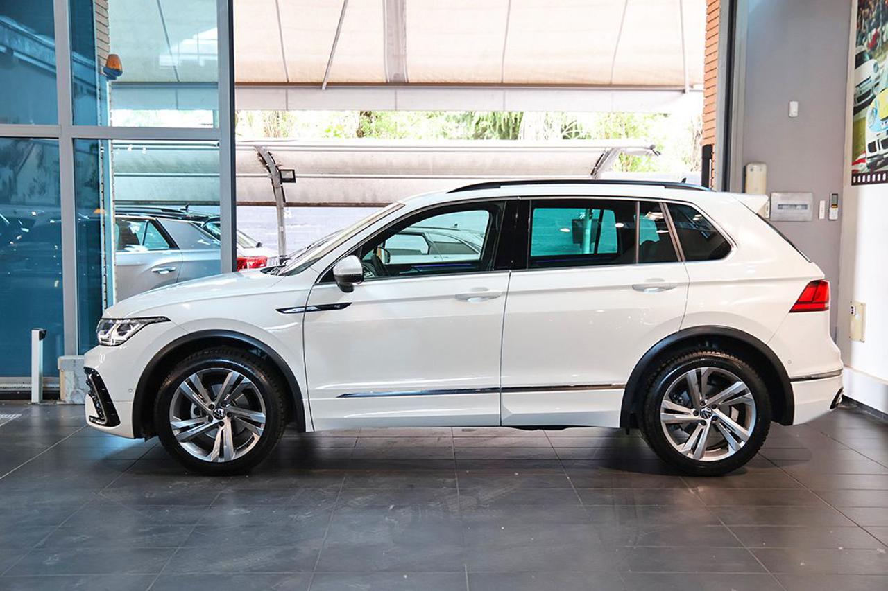 VOLKSWAGEN Tiguan 2.0 TDI 150cv SCR DSG R-Line - 3