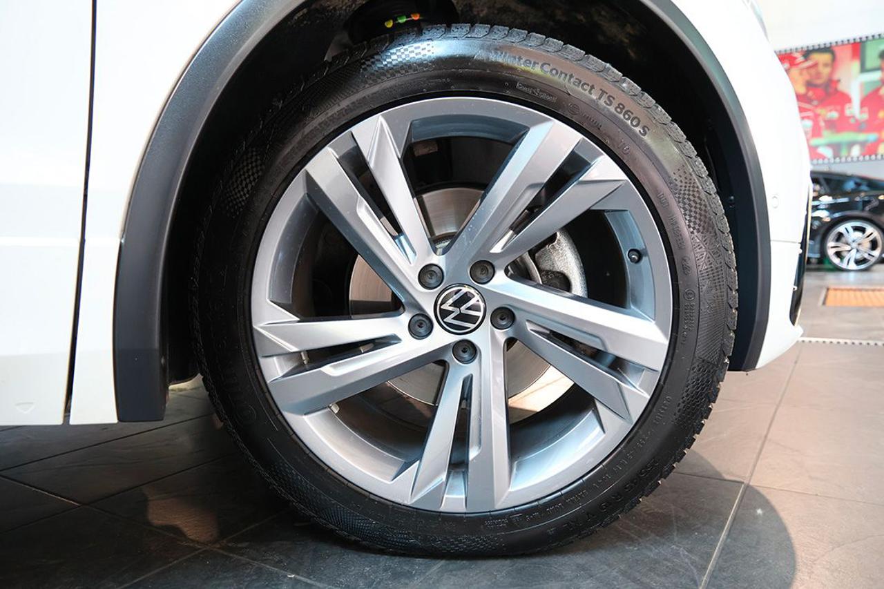 VOLKSWAGEN Tiguan 2.0 TDI 150cv SCR DSG R-Line - 6