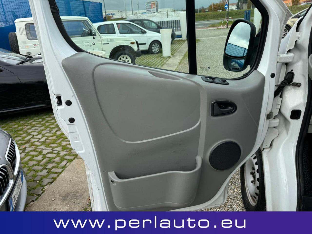 RENAULT Trafic 2.0 dCi/115cv L1H1 Furgone - 5